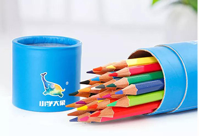 小学大象彩色铅笔
